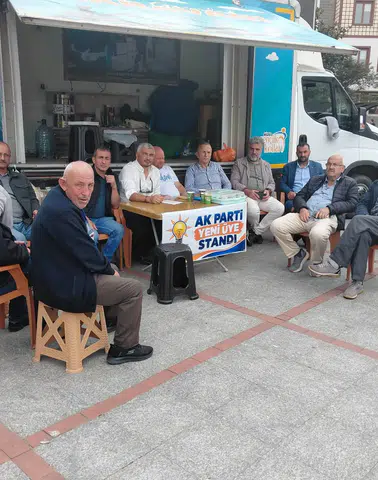 AK Parti Pazar İlçe Başkanlığı Üye Kayıt Çalışmalarını Sürdürüyor