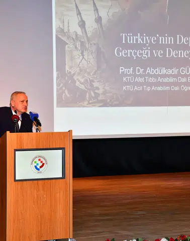 Trabzon Üniversitesi’nde 6 Şubat Depremlerinin Üçüncü Yılında Anma Programı