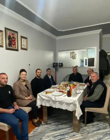 Ak Parti Bayburt İl Kadın Kolları’ndan Şehit Ailesine İftar Ziyareti