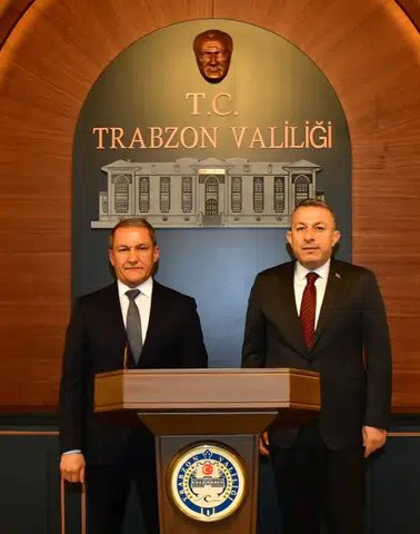 Trabzon’da Türkiye–Özbekistan Teması: Harezm Valisi Rahimov’dan Vali Şahin’e Ziyaret
