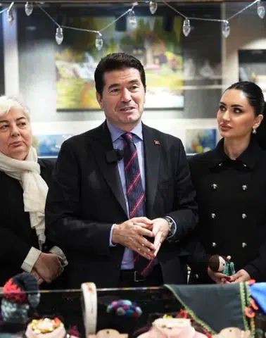 Trabzon Ortahisar’da Kadın Emeğine Destek: Başkan Ahmet Kaya El Sanatları Çarşısı’nı Ziyaret Etti