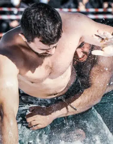 Artvin Şavşat’ta 29 Geleneksel Veliköy Kar Üstü Karakucak Güreşleri Düzenlendi