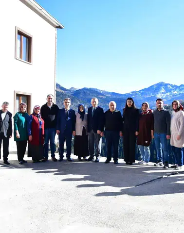 Vali Şahin, Şehit Göce'nin Ailesine Ziyaret Gerçekleştirerek Devlet Desteklerini Vurguladı
