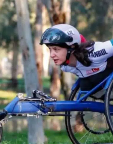 İzmir Türkiye Duatlon Şampiyonası’nda Hopalı Merve Ustabaş PTWC Kategorisinde Türkiye Birincisi Oldu