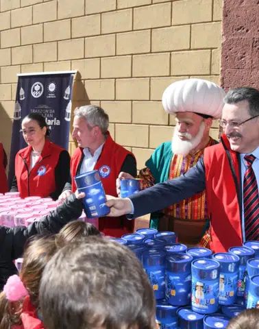 Trabzon'da Ramazan Coşkusu: Tekne Orucu Etkinlikleri Çocuklara Maneviyatı Yaşatıyor