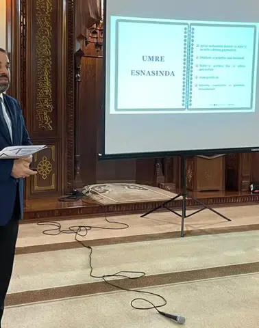 Rize’de Umreciler İçin Eğitim Semineri Düzenlendi