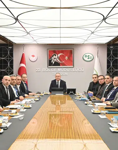 Trabzon'da DSİ Genel Değerlendirme Toplantısı: 2026 Hedefleri ve Su Projeleri Ele Alındı