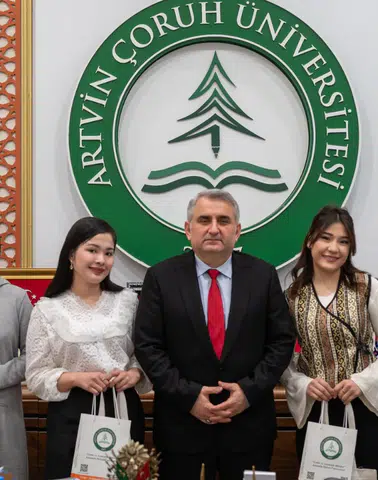 Artvin Çoruh Üniversitesi Rektörü Prof. Dr. İbrahim Aydın, Orhun Değişim Programı Öğrencilerini Kabul Etti
