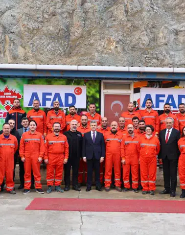 Artvin'de Çoruh Arama Kurtarma Ekibine AFAD Akreditasyon Sertifikası Töreni Düzenlendi