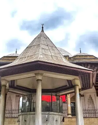 Gülbahar Hatun Camii: Trabzon'un Tarihi ve Mimari Hazinesi