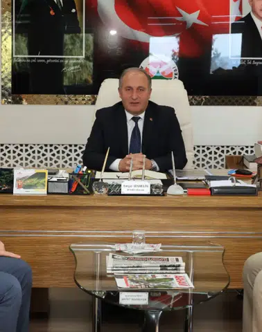 Artvin Çoruh Üniversitesi Arhavi MYO Müdürü Mustafa Özdemir’den Arhavi Belediyesi’ne Ziyaret