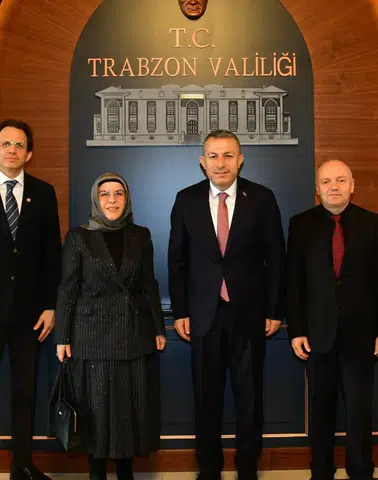 KTÜ Tıp Fakültesi yönetiminden Vali Tahir Şahin’e ziyaret