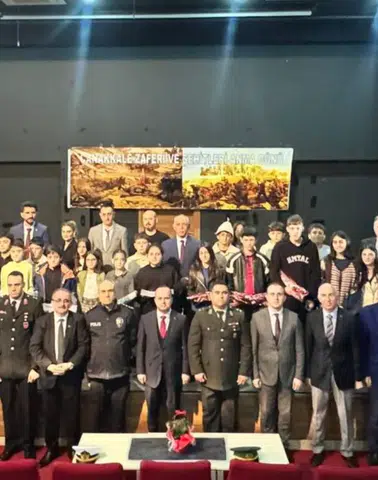 Hopa’da 18 Mart Çanakkale Zaferi ve Şehitleri Anma Programı Düzenlendi