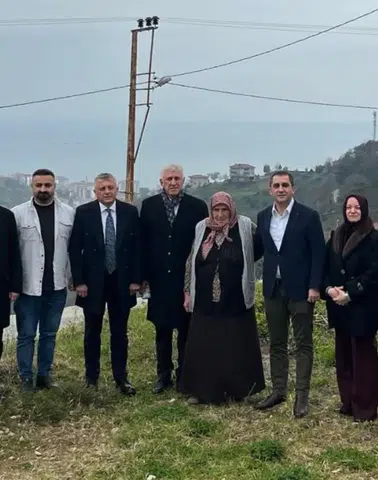 Trabzon Of’ta Şehit Ailelerine Bayram Ziyareti: Anlamlı Buluşma