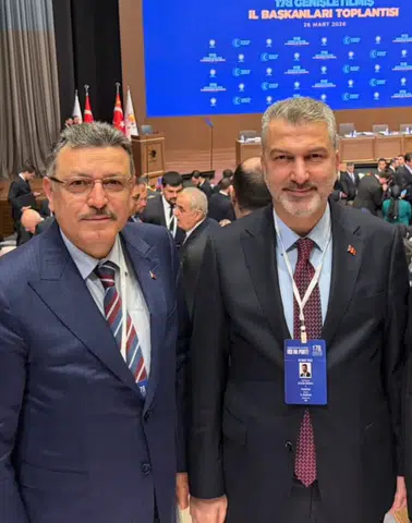 Başkan Ahmet Metin Genç’ten AK Parti Trabzon Teşkilatına Tebrik