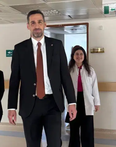 Artvin Devlet Hastanesi’nden Yaşlılar Haftası’nda Anlamlı Ziyaret