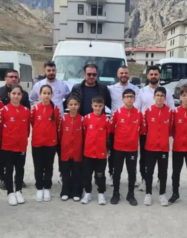 Artvinli Sporcular Türkiye Karate Şampiyonası’nda Mücadele Ediyor