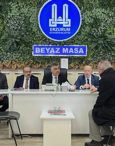 Erzurum Büyükşehir Belediyesi’nde Halk Günü: Vatandaşların Talepleri Dinlendi