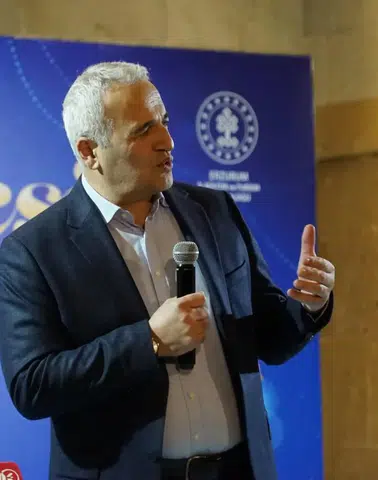 Yakutiye Medresesi'nde Tasavvufi Düşünce ve Manevi Buluşma Gerçekleşti