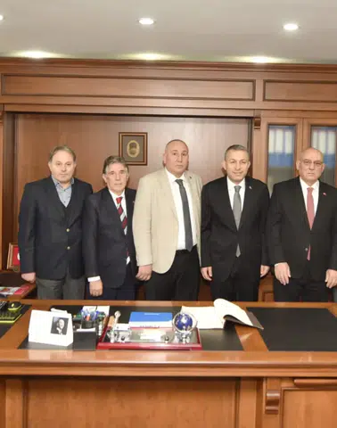 Trabzon Valisi Tahir Şahin’den TESOB’a İade-i Ziyaret