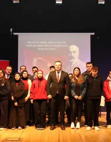 Maçka’da Bilgiyle Yarış, Akif’le Buluş Bilgi Yarışmasının Kazananı Mehmet Akif Ersoy Anadolu Lisesi Oldu