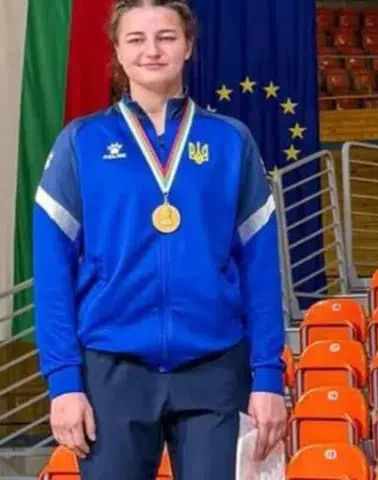 Elmira Yasin Bulgaristan'da gümüş madalya kazandı, Türkiye’yi gururlandırdı