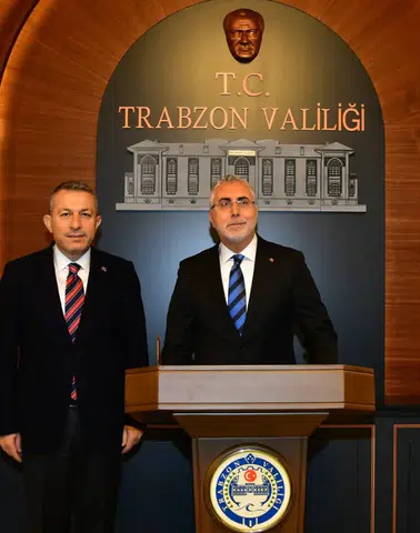 Bakan Vedat Işıkhan Trabzon Valiliği’ni Ziyaret Etti