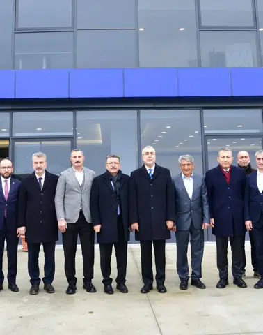 Çalışma ve Sosyal Güvenlik Bakanı Vedat Işıkhan Trabzon’da OSB Ziyaretinde Bulundu