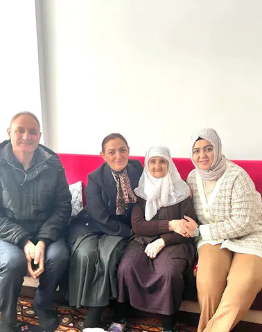 AK Parti Erzurum’dan Asırlık Çınara Ziyaret