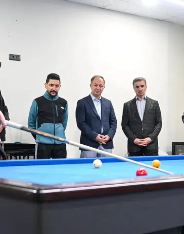 Vali Aydın Baruş’tan Yakutiye Buz Hokeyi Salonu’na Ziyaret