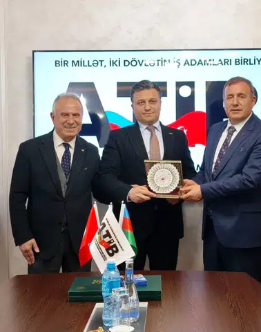Trabzon Heyeti Bakü’de İş Dünyasıyla Buluştu: İhracat ve İş Birliği Fırsatları Masada