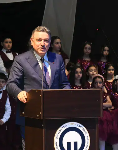 Trabzon'da Minik Öğrencilerden Anlamlı Konser: Merhamet ve Paylaşma Temasıyla Destek Projesi