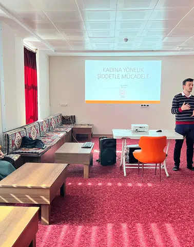 Of Gençlik Merkezi’nde Kadına Yönelik Şiddet Farkındalık Etkinliği Düzenlendi