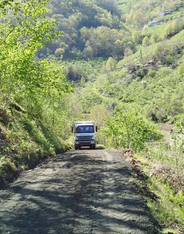 Beşikdüzü Şahmelik Mahallesi’nde Yol Çalışmaları Sürüyor