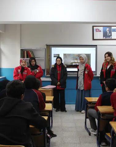 Bayburt'ta Gönüllülerle Gençler Arasında Kültürel Etkinlikler Rüzgarı Esti!