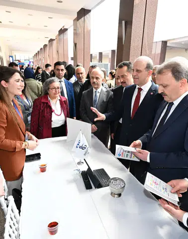 DOKKAF'26: Gençlerin Geleceğine Güçlü Bir Köprü Kuruluyor!