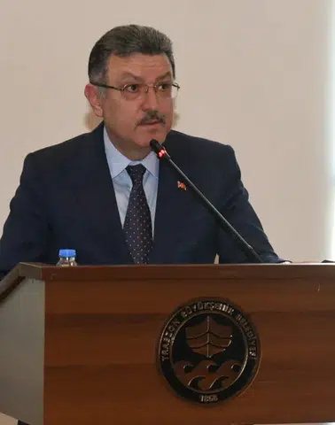 Trabzon Belediyesi 2025 Raporunu Oy Birliğiyle Kabul Etti, Projeler için 635 Milyon TL Kredisi Onaylandı