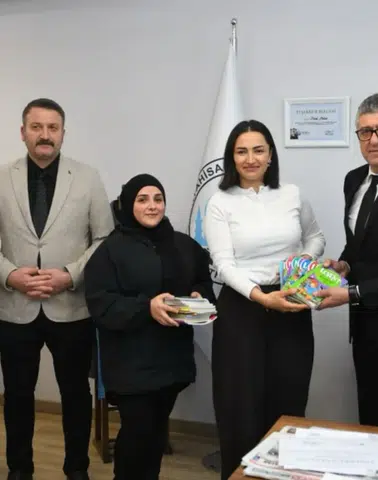 Ortahisar’da Bir Kitap, Bin Umut Kampanyasına Büyük Destek: 500 Kitap Bağışı