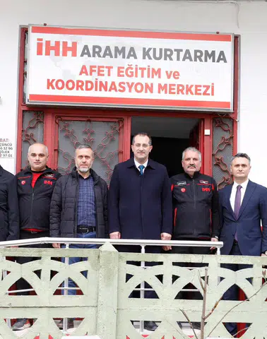 Akçaabat Belediye Başkanı Osman Nuri Ekim’den Afet Koordinasyon Merkezine Ziyaret