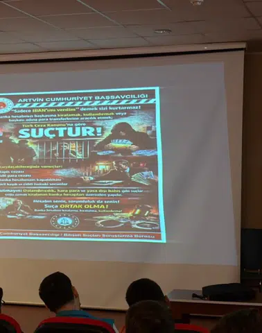 Artvin’de Dolandırıcılık ve IBAN Kullanımı Semineri: Gençlere Dijital Güvenlik Uyarısı