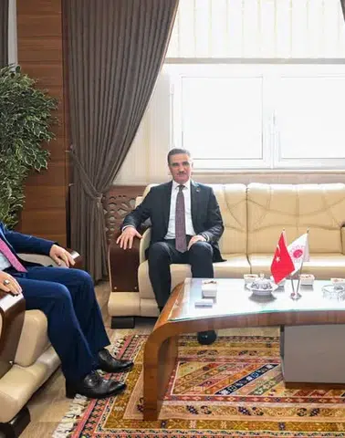 Erzurum Valisi Aydın Baruş’tan Bölge İdare Mahkemesi Başkanı Küçük’e İade-i Ziyaret