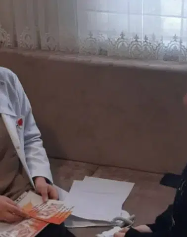 Çat’ta Anne Adaylarına Evde Sağlık Desteği