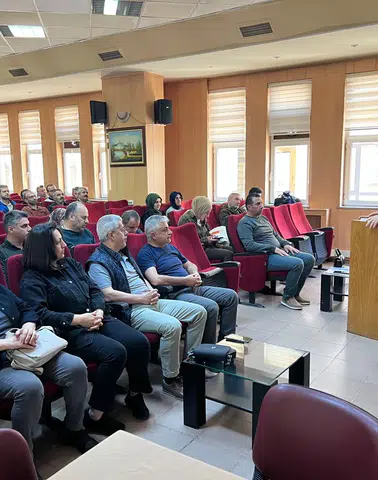 Artvin’de Eğitim Kurumları Yönetici Yetiştirme Programı Başladı