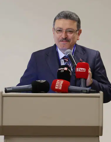 Başkan Genç: Çocuk Mutluysa Şehir de Mutludur