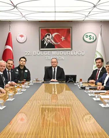 Trabzon’da Muhtarlarla Yatırım ve Proje İstişaresi