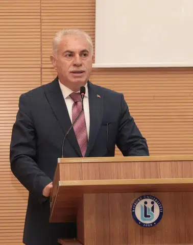 Bayburt'ta Gençlerle Buluşan Başkan Memiş, Kültürel Köklerin Önemine Dikkat Çekti