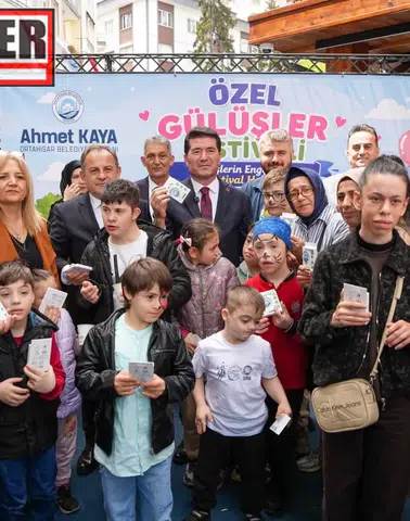 Trabzon’da Gülüşlerin Engeli Yok, Bu Festival Hepimizin Festivali Coşkuyla Başladı