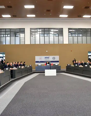 Trabzon'da Sahipsiz Hayvanlar İçin İş Birliği Toplantısı Gerçekleşti
