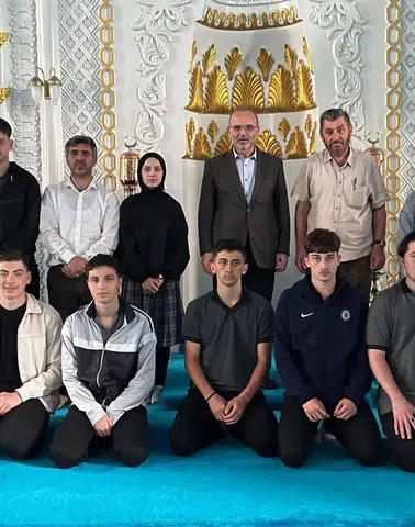 Vakfıkebir'de ÇEDES Yıl Sonu Programı Yoğun Katılımla Gerçekleştirildi