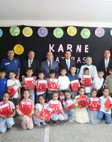 Narman'da Karne Heyecanı Protokolün Katılımıyla Paylaşıldı